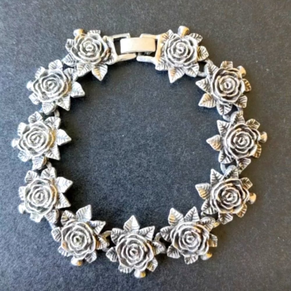 Vintage handmade silver tone link bracelet with rose flowers